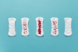 Comment le syndrome prémenstruel se manifeste-t-il ?