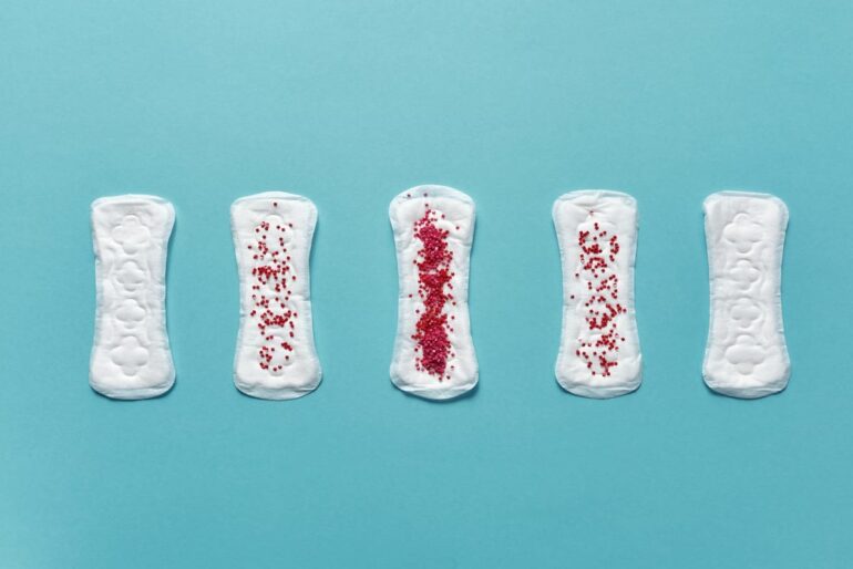Comment le syndrome prémenstruel se manifeste-t-il ?